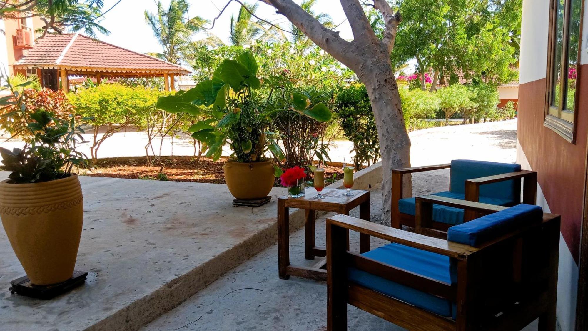 Villa Fleur De Lys Makunduchi Экстерьер фото