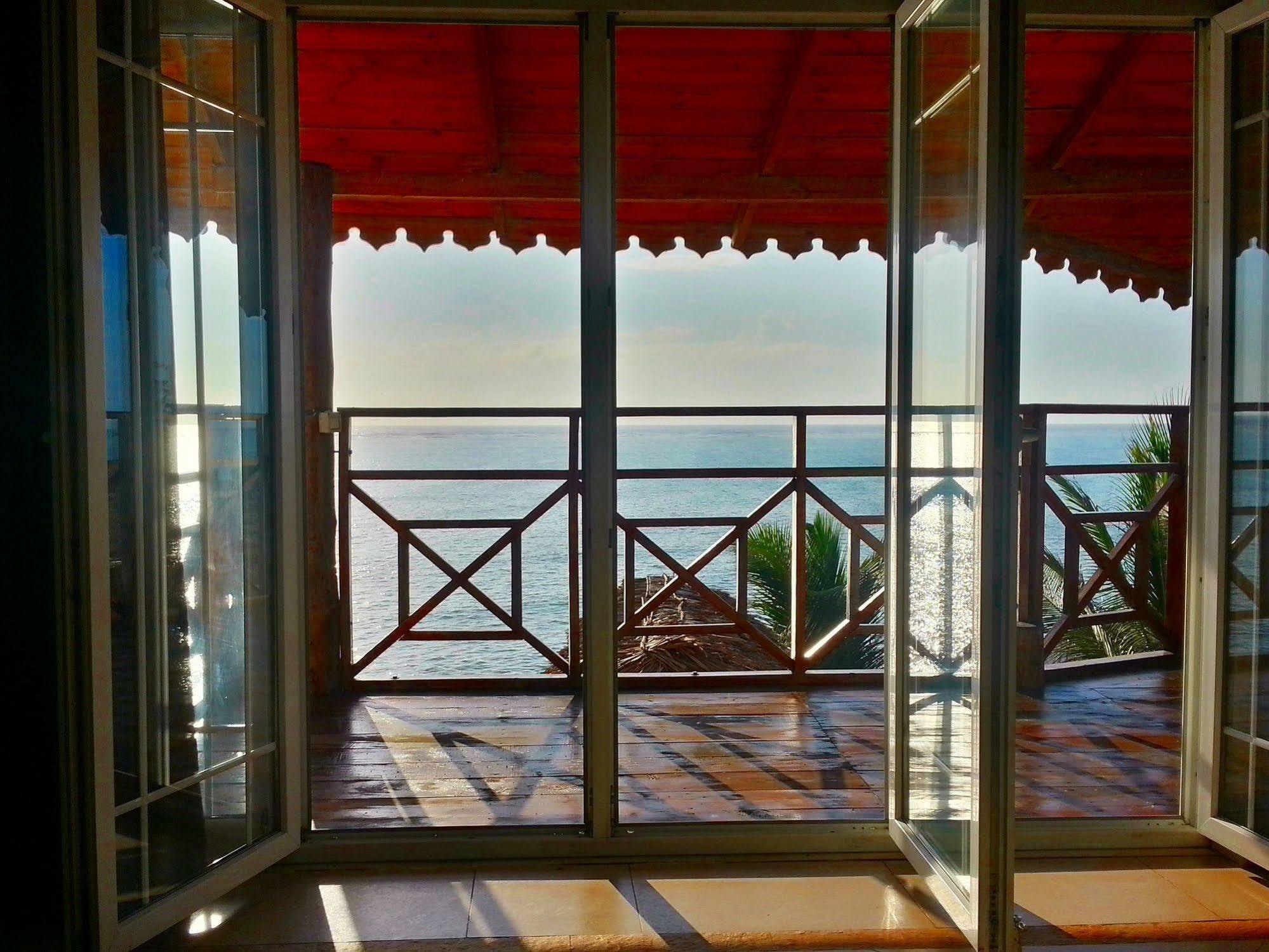 Villa Fleur De Lys Makunduchi Экстерьер фото